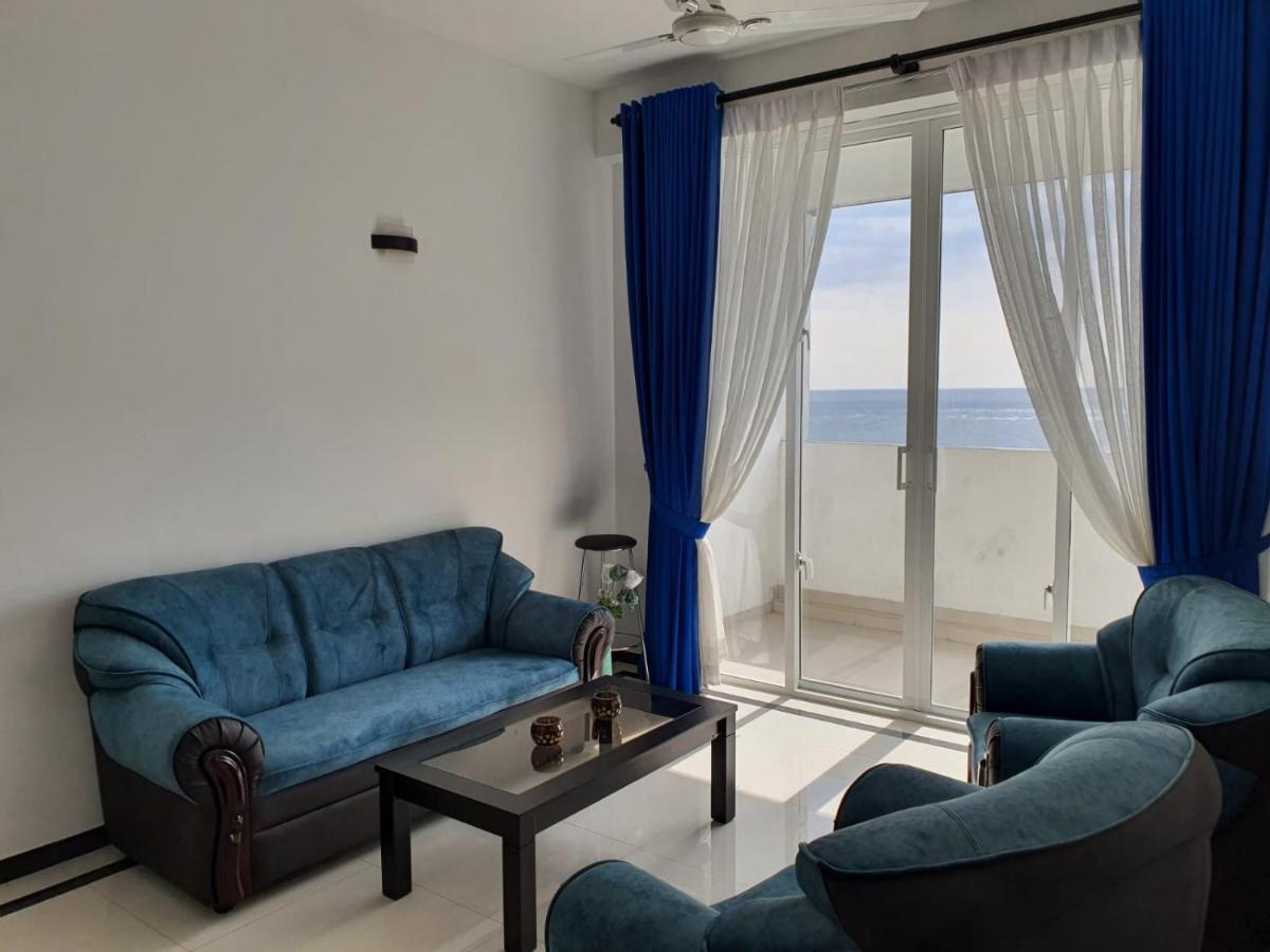 New 2 Bedroom Apartment, 100M Away From The Beach Dehiwala-Mount Lavinia ภายนอก รูปภาพ