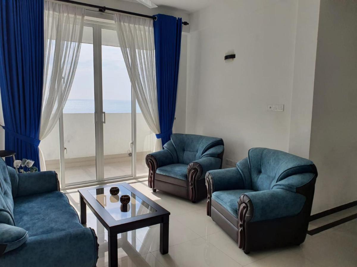 New 2 Bedroom Apartment, 100M Away From The Beach Dehiwala-Mount Lavinia ภายนอก รูปภาพ