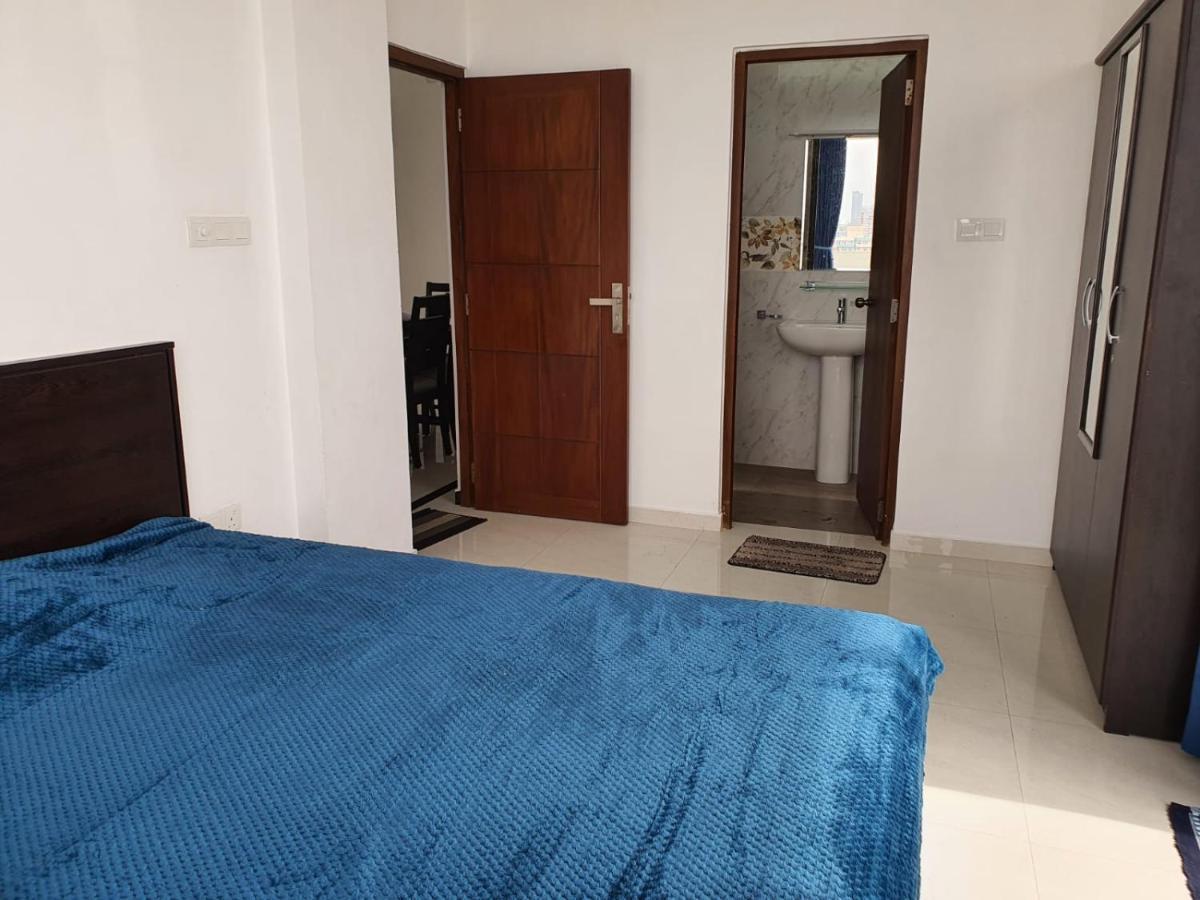 New 2 Bedroom Apartment, 100M Away From The Beach Dehiwala-Mount Lavinia ภายนอก รูปภาพ